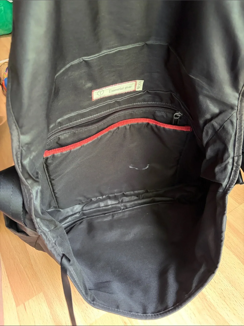 T Tech by Tumi Nylon Messenger Bag for Men - Durable Everyday Crossbody